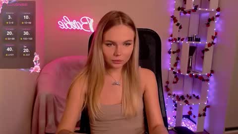 Lilli 3 online show from 12-20-25, 04:41