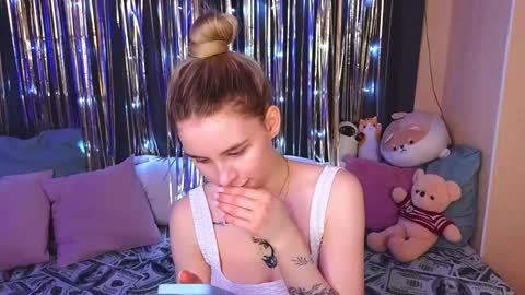 Eva online show from 12-16-24, 09:20