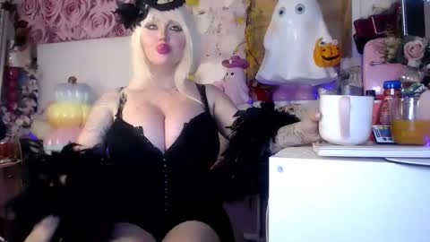 ely ink online show from 10-21-25, 11:44
