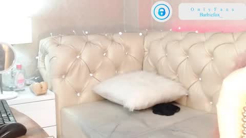 Snapshot of barbiefox_ chatting on 03-02-25, 11:31 barbiefox_ online show from 03-02-25, 11:31