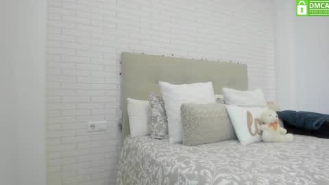 Snapshot of barbieprincess chatting on 10-15-25, 10:37 Tatiana online show from 10-15-25, 10:37