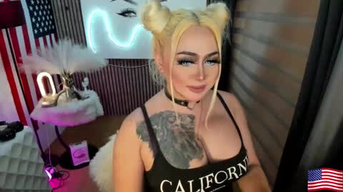 Snapshot of barbietop_alexa69 chatting on 09-11-25, 07:08 Miss Alexa Fields  online show from 09-11-25, 07:08