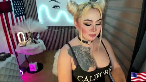 Snapshot of barbietop_alexa69 chatting on 09-24-25, 05:16 Miss Alexa Fields  online show from 09-24-25, 05:16