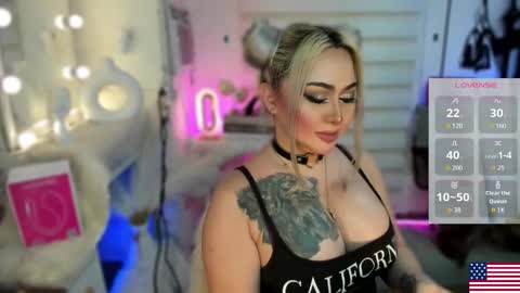 Snapshot of barbietop_alexa69 chatting on 10-16-25, 04:41 Miss Alexa Fields  online show from 10-16-25, 04:41