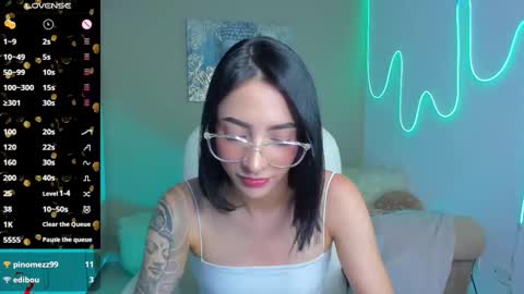 Snapshot of barbiie_scoth chatting on 10-16-25, 08:43 Barbie Scot online show from 10-16-25, 08:43