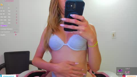 Snapshot of barby_cute chatting on 02-04-25, 12:55 Barby Cute only fans online show from 02-04-25, 12:55