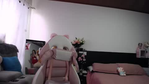 VALENTINA online show from 03-11-25, 03:45