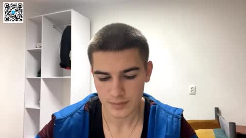 Snapshot of barepulse chatting on 12-01-25, 07:30 Eric online show from 12-01-25, 07:30