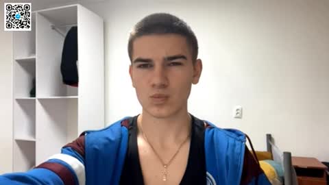 Snapshot of barepulse chatting on 12-02-25, 07:53 Eric online show from 12-02-25, 07:53