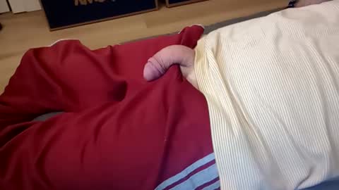 Snapshot of barrett4200 chatting on 01-28-25, 03:04 barrett4200 online show from 01-28-25, 03:04