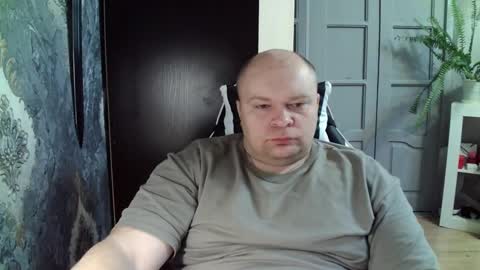 Snapshot of basi_look chatting on 02-24-25, 05:33 basi_look online show from 02-24-25, 05:33