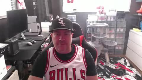 Snapshot of basketballjerseygang chatting on 10-22-25, 07:02 Jordan online show from 10-22-25, 07:02