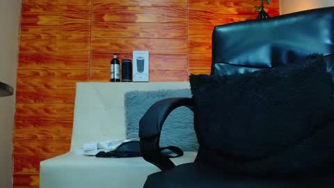 Snapshot of bastiaan_28 chatting on 01-11-25, 06:56 Bastian online show from 01-11-25, 06:56