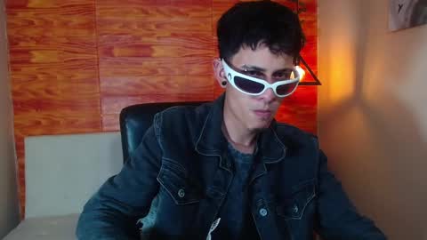 Snapshot of bastiaan_28 chatting on 03-03-25, 06:15 Bastian online show from 03-03-25, 06:15