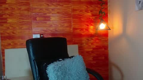 Snapshot of bastiaan_28 chatting on 03-04-25, 06:04 Bastian online show from 03-04-25, 06:04