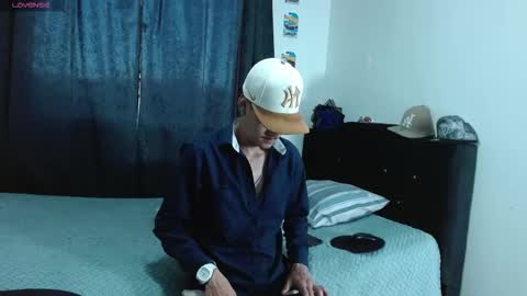 Snapshot of bastiaan_28 chatting on 11-01-25, 10:34 Bastian online show from 11-01-25, 10:34