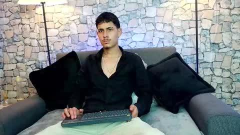 Bastian online show from 11-16-25, 03:56