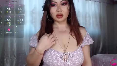 Snapshot of batari_giya chatting on 10-09-25, 05:16 Lara online show from 10-09-25, 05:16