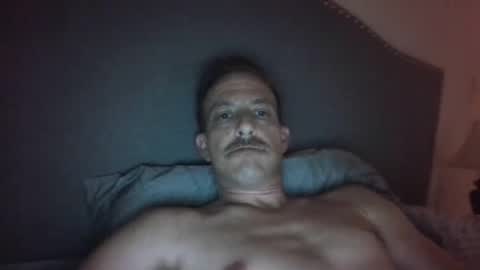 Snapshot of batboy2121 chatting on 11-26-25, 03:51 babtboy2121 online show from 11-26-25, 03:51