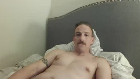 Snapshot of batboy2121 chatting on 02-15-26, 03:58 babtboy2121 online show from 02-15-26, 03:58