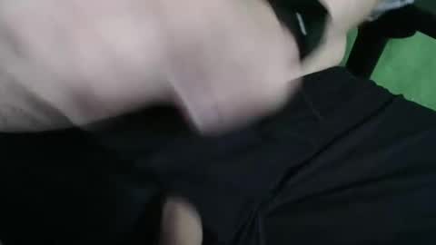 Snapshot of bate_bro84 chatting on 12-19-24, 04:24 Bate Bro84 online show from 12-19-24, 04:24