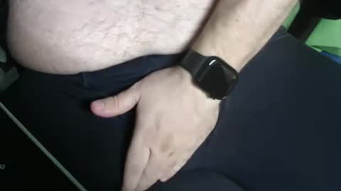 Snapshot of bate_bro84 chatting on 12-27-24, 03:59 Bate Bro84 online show from 12-27-24, 03:59