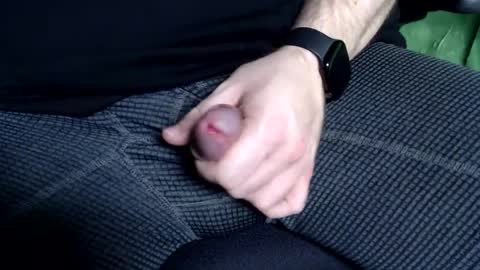 Snapshot of bate_bro84 chatting on 02-15-25, 09:59 Bate Bro84 online show from 02-15-25, 09:59