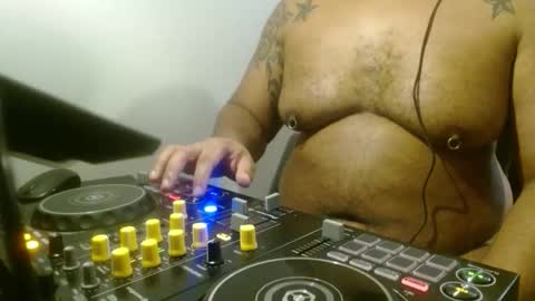 Snapshot of batorpapi chatting on 02-19-26, 02:40 Bator Papi online show from 02-19-26, 02:40