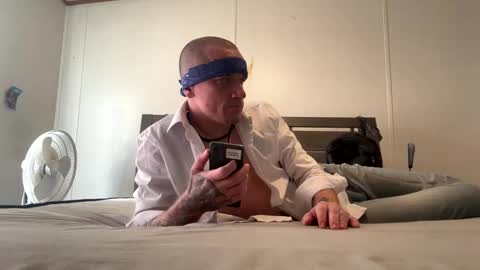 Snapshot of battlewolfxx chatting on 01-08-25, 03:50 battlewolfxx online show from 01-08-25, 03:50