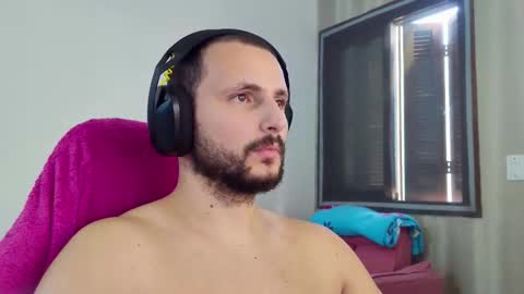 Snapshot of baxxline chatting on 02-06-26, 11:24 Baxxline online show from 02-06-26, 11:24