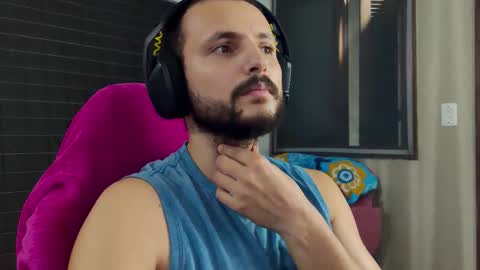 Snapshot of baxxline chatting on 02-18-26, 11:44 Baxxline online show from 02-18-26, 11:44