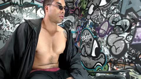 Snapshot of bbc_monster1 chatting on 12-01-24, 07:58 Justin online show from 12-01-24, 07:58