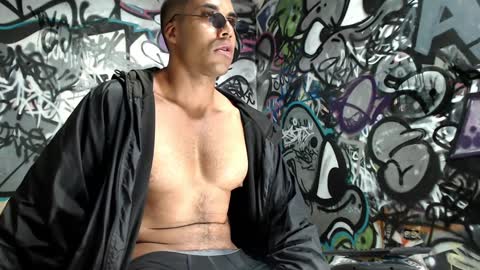 Snapshot of bbc_monster1 chatting on 12-04-24, 11:13 Justin online show from 12-04-24, 11:13