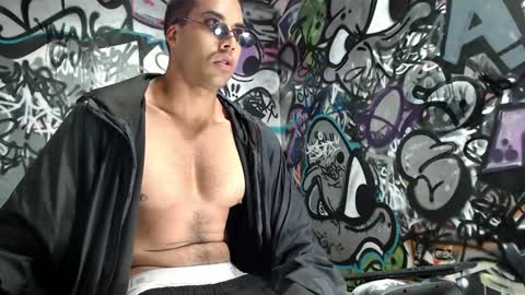 Snapshot of bbc_monster1 chatting on 12-16-24, 12:16 Justin online show from 12-16-24, 12:16