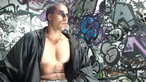 Snapshot of bbc_monster1 chatting on 01-17-25, 11:29 Justin online show from 01-17-25, 11:29