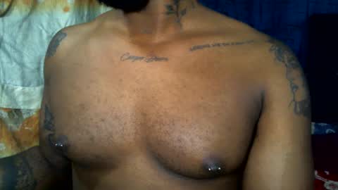 Snapshot of bbc_muscular chatting on 02-15-25, 10:31 camilo online show from 02-15-25, 10:31