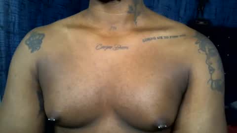 Snapshot of bbc_muscular chatting on 03-02-25, 09:22 camilo online show from 03-02-25, 09:22