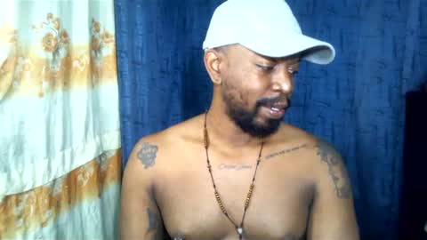 Snapshot of bbc_muscular chatting on 03-04-25, 05:45 camilo online show from 03-04-25, 05:45