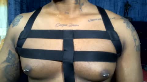 Snapshot of bbc_muscular chatting on 03-09-25, 08:51 camilo online show from 03-09-25, 08:51