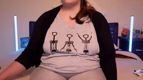 Love online show from 12-19-25, 04:30