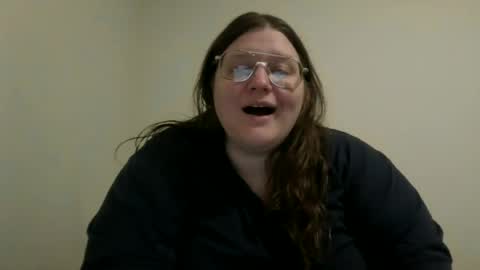 Snapshot of bbwlittlebear chatting on 06-20-26, 02:14 bbwlittlebear online show from 06-20-26, 02:14