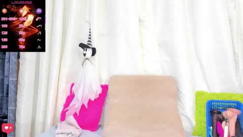 Salome online show from 10-29-25, 09:05