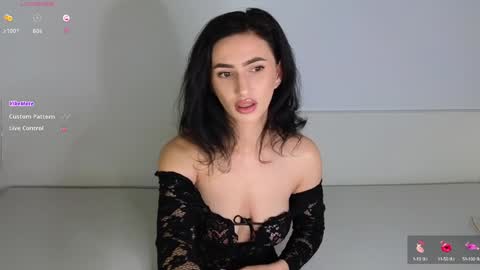 Snapshot of bbykristy chatting on 02-06-25, 06:29 Kristy online show from 02-06-25, 06:29