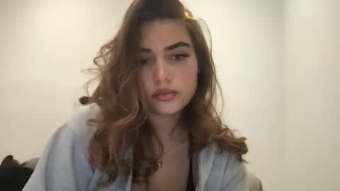 bbypiamia online show from 11-30-25, 10:30