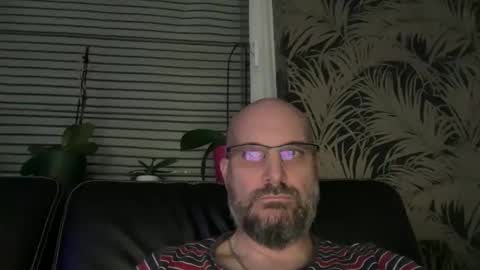 Snapshot of bcbg68 chatting on 11-02-25, 12:51 bcbg68 online show from 11-02-25, 12:51