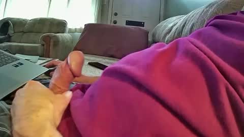 Snapshot of bcema2 chatting on 03-10-25, 06:01 bcema2 online show from 03-10-25, 06:01