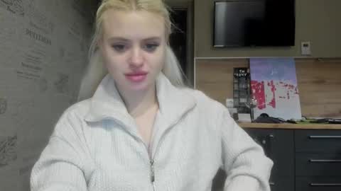 Snapshot of be_daddy chatting on 02-17-25, 03:20 Summer BABY online show from 02-17-25, 03:20