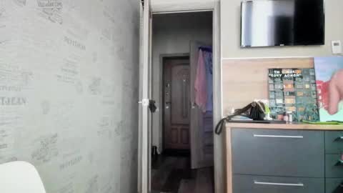 Snapshot of be_daddy chatting on 02-22-25, 01:57 Summer BABY online show from 02-22-25, 01:57