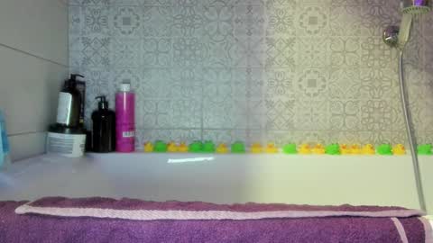 Snapshot of be_daddy chatting on 02-22-25, 05:02 Summer BABY online show from 02-22-25, 05:02