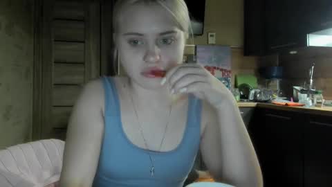 Snapshot of be_daddy chatting on 02-27-25, 08:20 Summer BABY online show from 02-27-25, 08:20